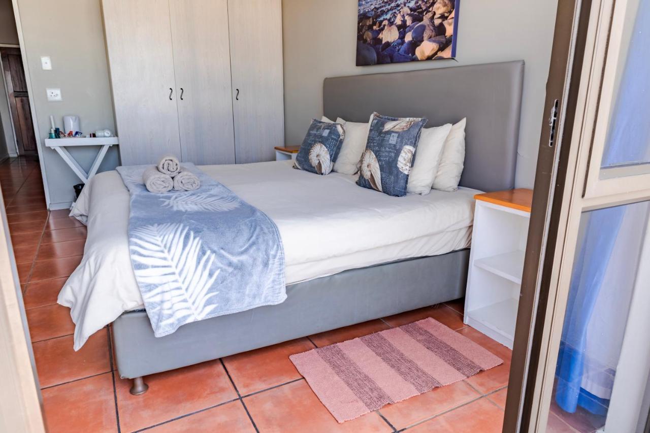 Mitford-On-Sea Aparthotel Morgan's Bay Kültér fotó